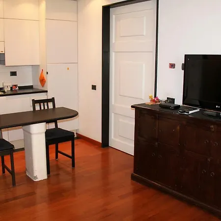 Embarcadero - & Gateway To Portofino *